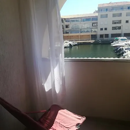 4 Personnes, Marina à * Sète